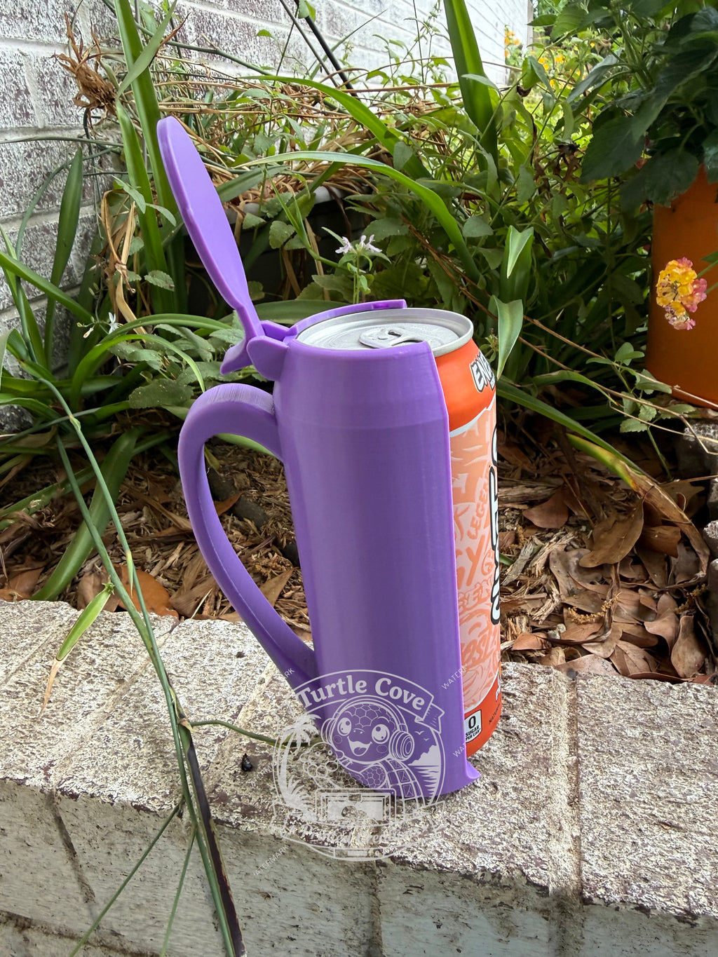Drink Can Holder with Flip Up Lid